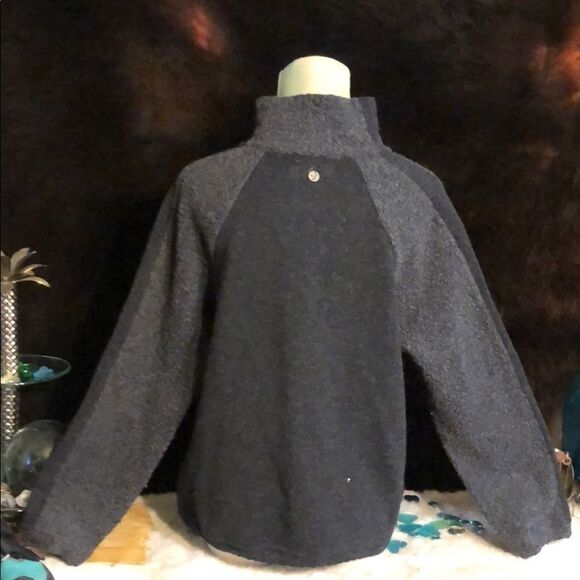 Prana top L (3301W) - Picture 4 of 7
